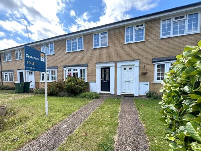 3 Bedroom Terraced House To Rent In Hawksway, Staines, TW18