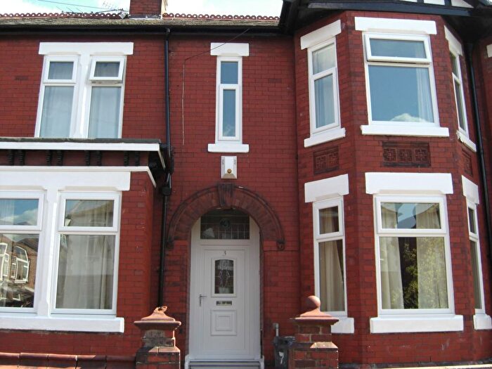 5 Bedroom House To Rent In Denison Road, Manchester, M14