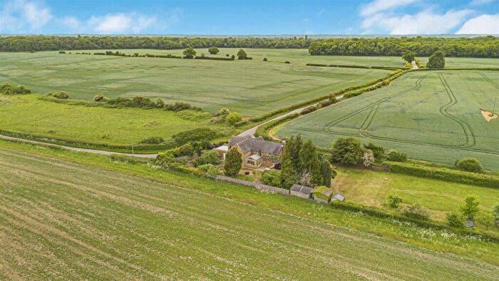 5 Bedroom Detached House For Sale In Holly Grove Road, Bramfield, SG14