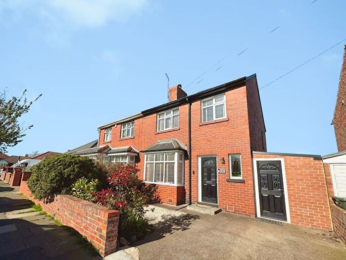 3 Bedroom Semi-Detached House For Sale In Monks Road, Whitley Bay, NE25