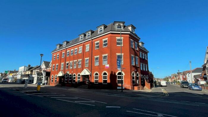 1 Bedroom Flat To Rent In Christchurch Road, Boscombe, Bournemouth, BH7