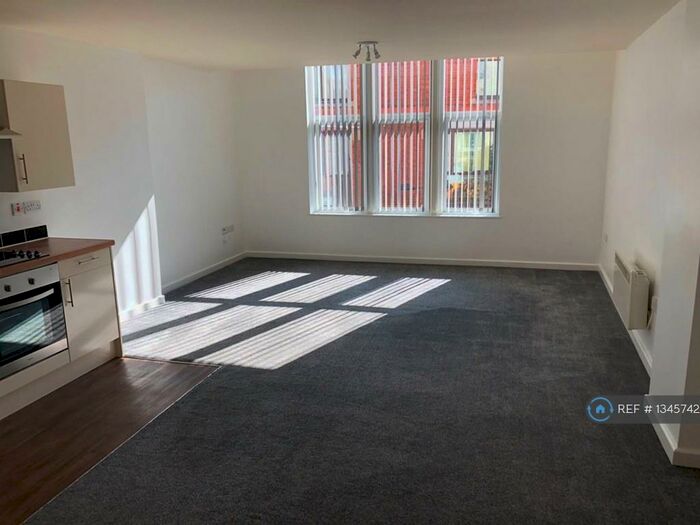 1 Bedroom Flat To Rent In Low Street, Sutton-In-Ashfield, NG17