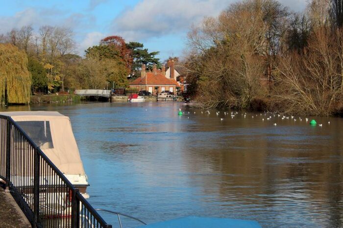 2 Bedroom Detached Bungalow To Rent In Wilsham Road, Abingdon OX14