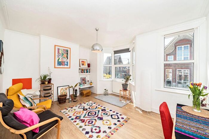 1 Bedroom Property For Sale In Rathfern Road, Catford, SE6