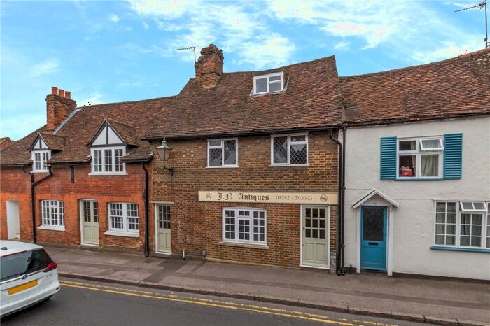 2 Bedroom Flat To Rent In High Street, Redbourn, St. Albans, AL3