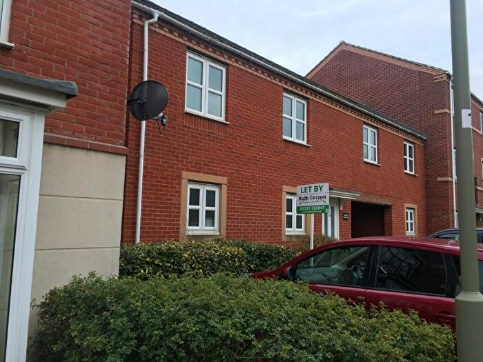 2 Bedroom End Of Terrace House To Rent In Verney Road, Banbury, Oxfordshire, OX16