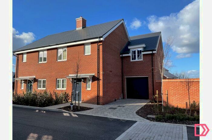 3 Bedroom Semi-Detached House To Rent In Wilfred Waterman Drive, Springfield, Chelmsford, Essex, CM1