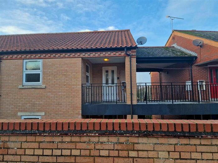 1 Bedroom Flat To Rent In The Twinnings, Stowmarket, IP14