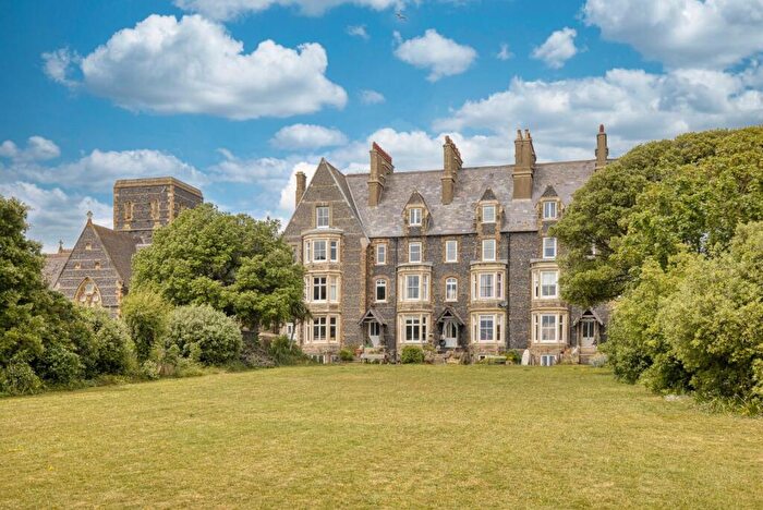 1 Bedroom Flat For Sale In Chartham Terrace, St. Augustines Road, Ramsgate, Kent, CT11