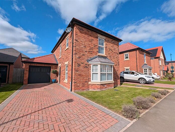 3 Bedroom Detached House For Sale In Middlehope Way, Darlington, DL2