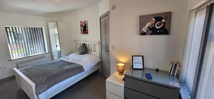 1 Bedroom Property To Rent In Manor Waye, Uxbridge, UB8