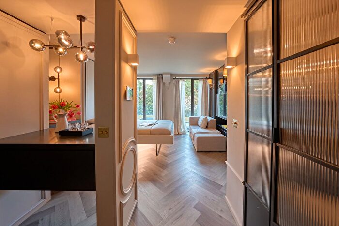 1 Bedroom Studio To Rent In Dandi Brondesbury, Dandi Brondesbury, London, NW2