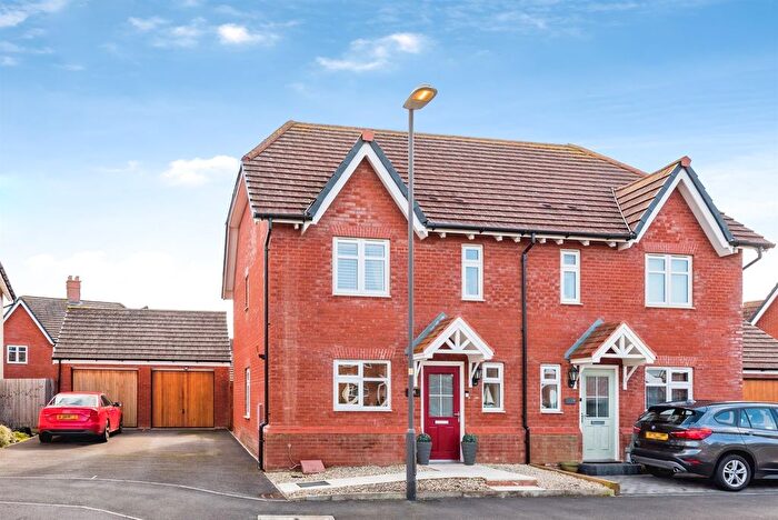 3 Bedroom Semi Detached House For Sale In Mackay Crescent, Tadpole Garden Village, Swindon, SN25