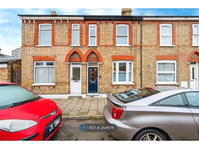 2 Bedroom Terraced House To Rent In Gladstone Street, Bedford, MK41