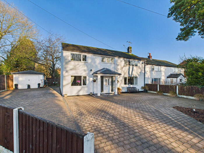 4 Bedroom Semi Detached House For Sale In Cop Lane, Penwortham, PR1