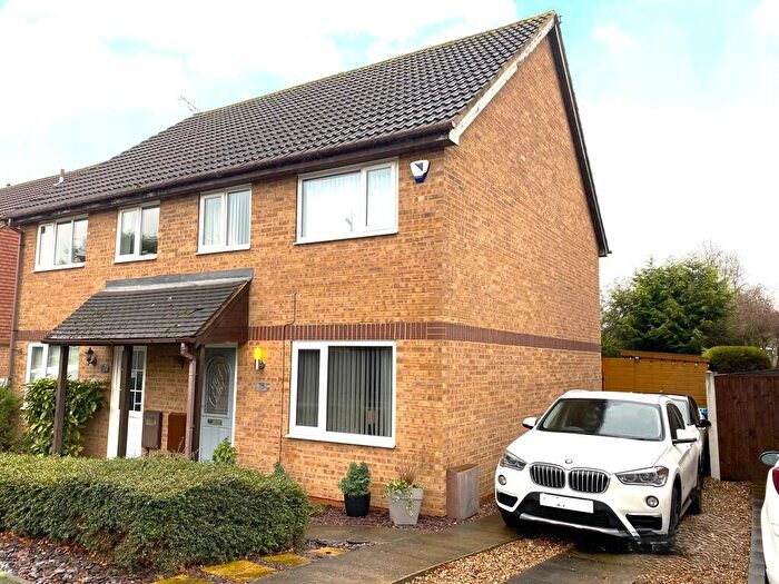 3 Bedroom Semi Detached House For Sale In Saffron Drive, Oakwood, DE21