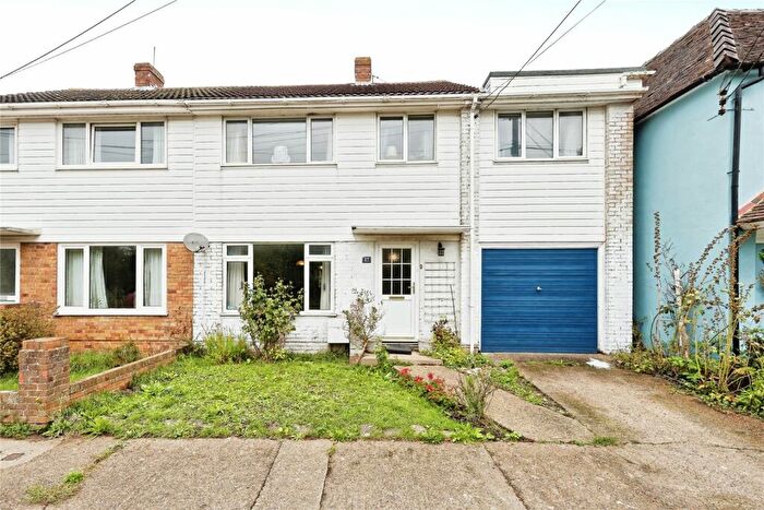 5 Bedroom Semi-Detached House For Sale In Shalmsford Street, Chartham, Canterbury, CT4