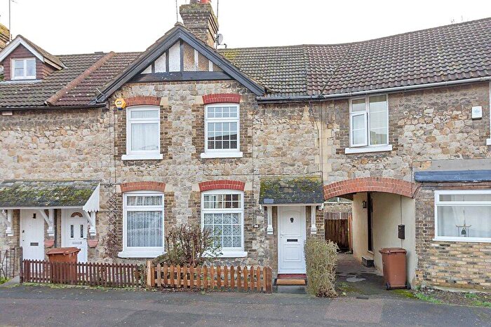 2 Bedroom Terraced House To Rent In Essex Road, Halling, Kent, ME2