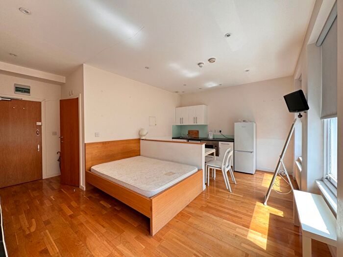 Studio To Rent In Blythe Road, London, W14