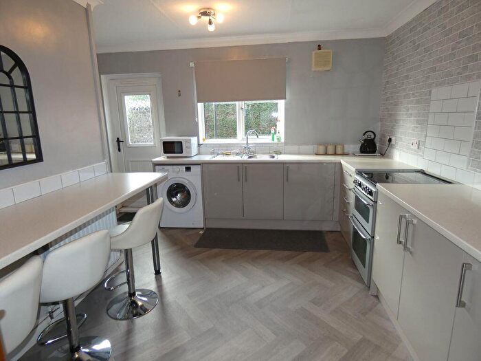 3 Bedroom Terraced House For Sale In Heath Road, Middlestone Moor, Spennymoor, DL16