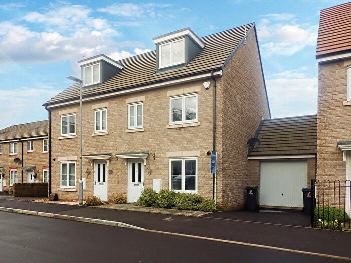 3 Bedroom Semi-Detached House To Rent In Upper Mill, Swindon, Wiltshire, SN5