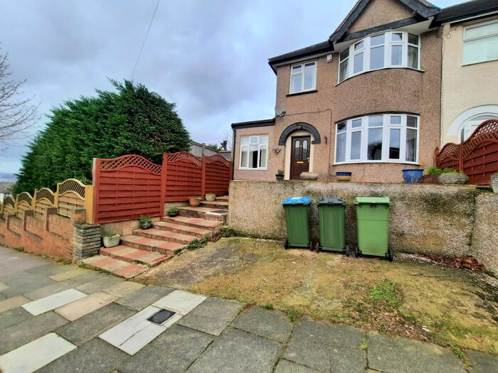 4 Bedroom End Of Terrace House To Rent In Ankerdine Crescent, Shooters Hill, SE18