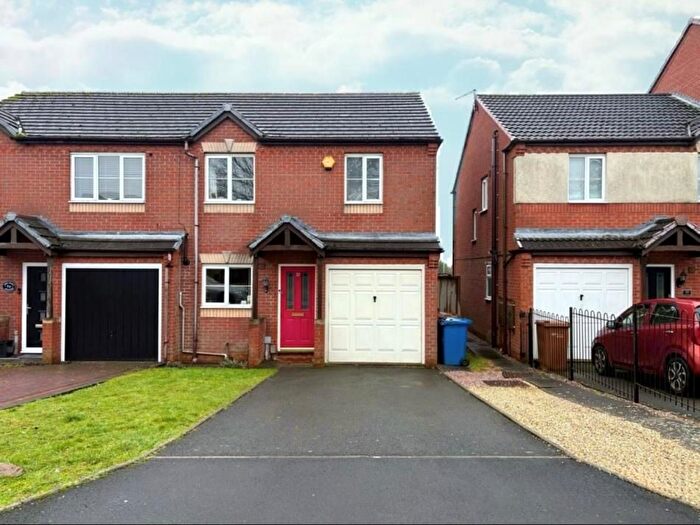 3 Bedroom Semi-Detached House For Sale In Two Oaks Avenue, Chase Terrace, WS7