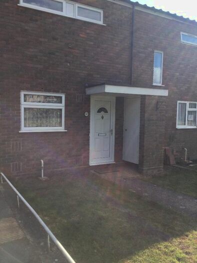 2 Bedroom End Of Terrace House To Rent In Tasmania Close, Basingstoke, RG24