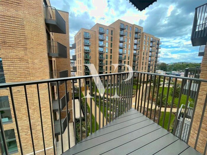 1 Bedroom Flat To Rent In Darjeeling House, Slough, SL1