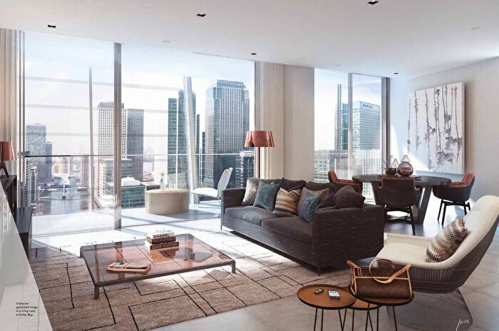 3 Bedroom Flat For Sale In Dollar Bay Point, Dollar Bay Place, E14