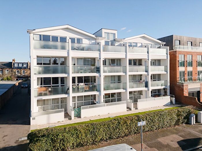 1 Bedroom Flat To Rent In Lambton Road, London, SW20