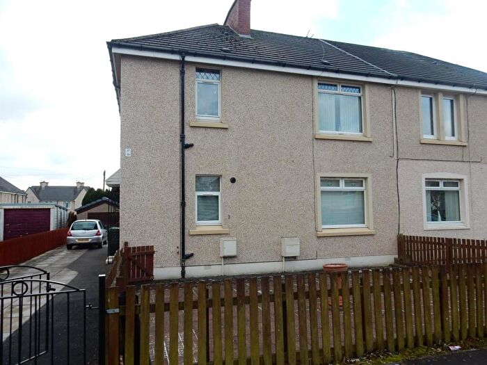 2 Bedroom Flat To Rent In Stenton Crescent, Netherton, ML2