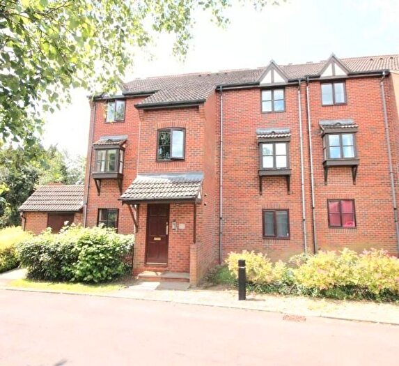 1 Bedroom Flat To Rent In Eton Close, Weedon, Northampton, NN7
