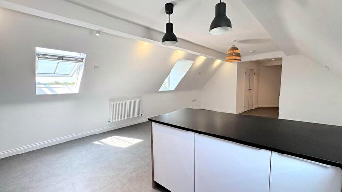 2 Bedroom Property To Rent In Kings Crescent, Edward Street, Derby, DE1