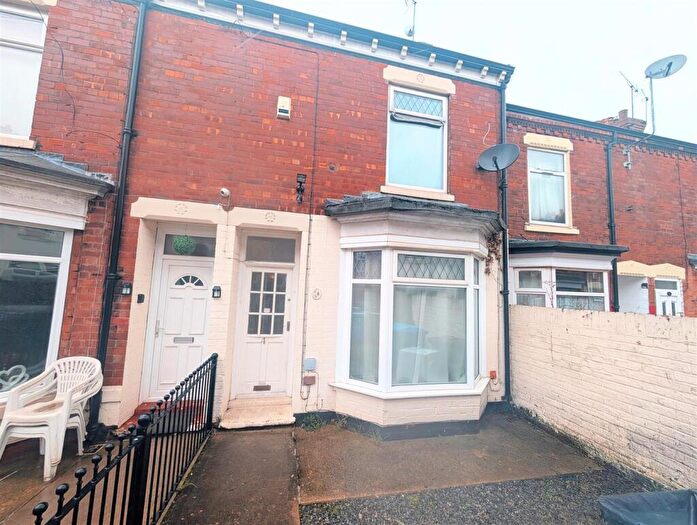 2 Bedroom House For Sale In Ivydene Villas, Hull, HU9