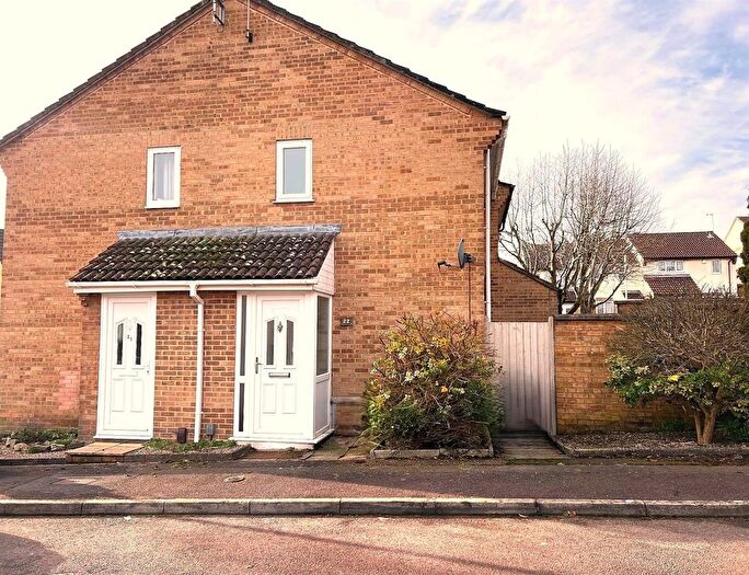 1 Bedroom End Of Terrace House To Rent In Brake Close, Kingswood, Bristol, BS15