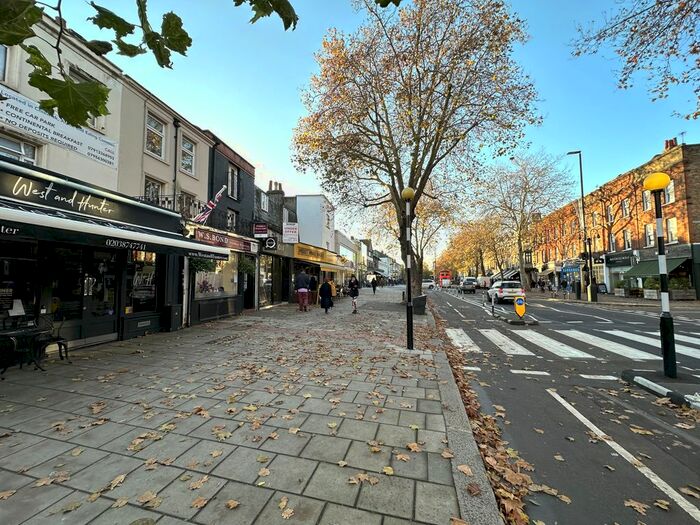 1 Bedroom Flat To Rent In Chiswick High Road, Chiswick, London, W4