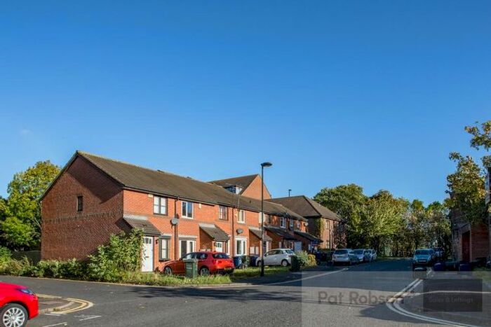 2 Bedroom Terraced House To Rent In Wallace Street, Newcastle Upon Tyne, NE2