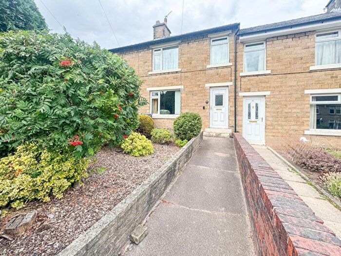 3 Bedroom Terraced House For Sale In West Avenue, Honley, Holmfirth, HD9