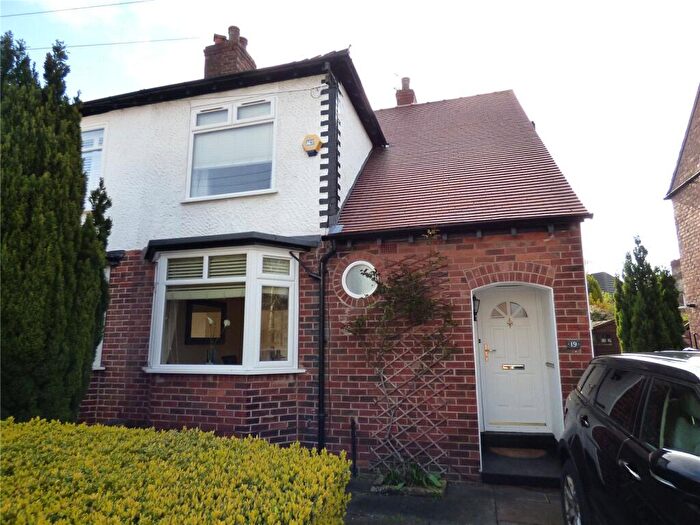 3 Bedroom Semi-Detached House To Rent In Ambrose Drive, Didsbury, Manchester, M20