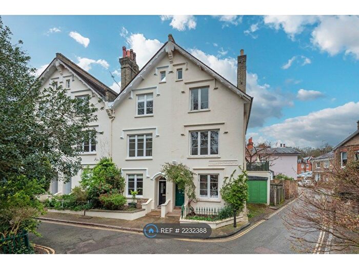 3 Bedroom Terraced House To Rent In Villas On The Heath, London, NW3