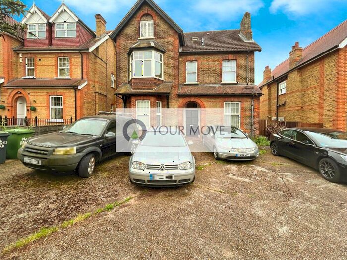 2 Bedroom Flat To Rent In Hawes Road, Bromley, BR1