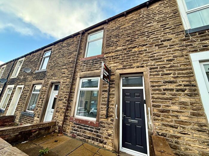 2 Bedroom House To Rent In Oak Street, Colne, BB8
