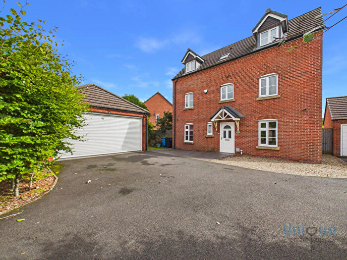 4 Bedroom Detached House For Sale In Fairfield Way, Wesham, PR4