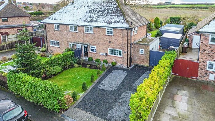 4 Bedroom Semi-detached House For Sale In Summerwood Lane, Ormskirk, L39