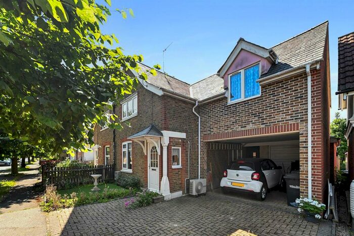 3 Bedroom Semi-Detached House For Sale In New Village, Brantham, Manningtree, CO11