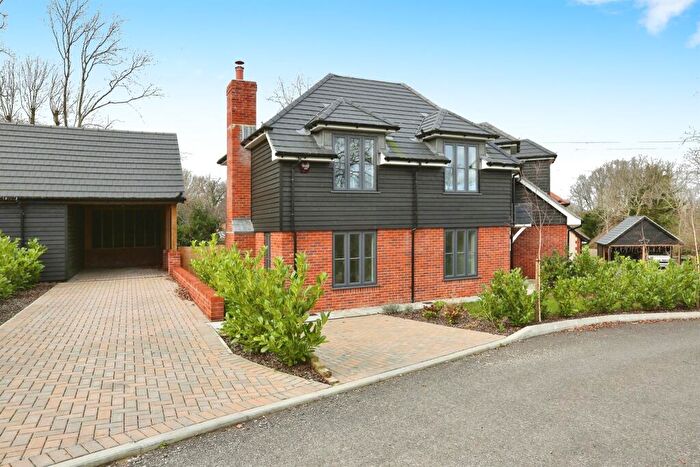 4 Bedroom Detached House For Sale In Lady Bettys Drive, Fareham, PO15