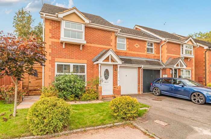 3 Bedroom Semi-Detached House For Sale In Crockford Place, Binfield, Bracknell, RG42