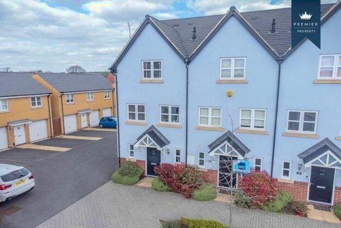 3 Bedroom Property To Rent In Tutbury Avenue, Derby, DE23