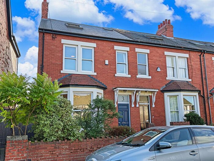 4 Bedroom End Terrace House For Sale In Charlcote Crescent, East Boldon, NE36